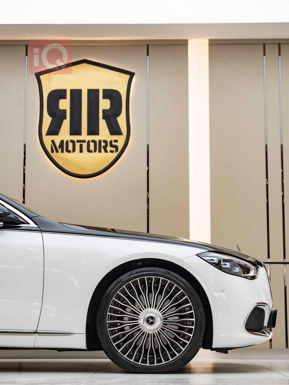 Mercedes-Benz S-Class Maybach